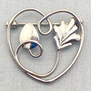Vintage Sterling Silver Open Work Leaf Scroll Heart Brooch